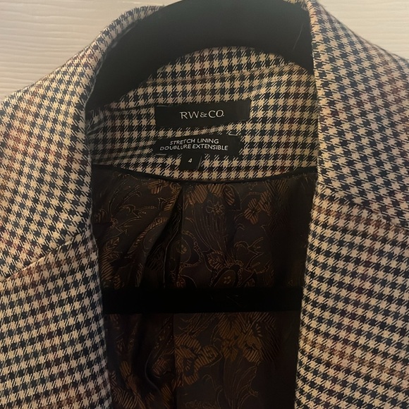 RW & CO BLAZER SIZE 4 BEAUTIFUL - Picture 2 of 6